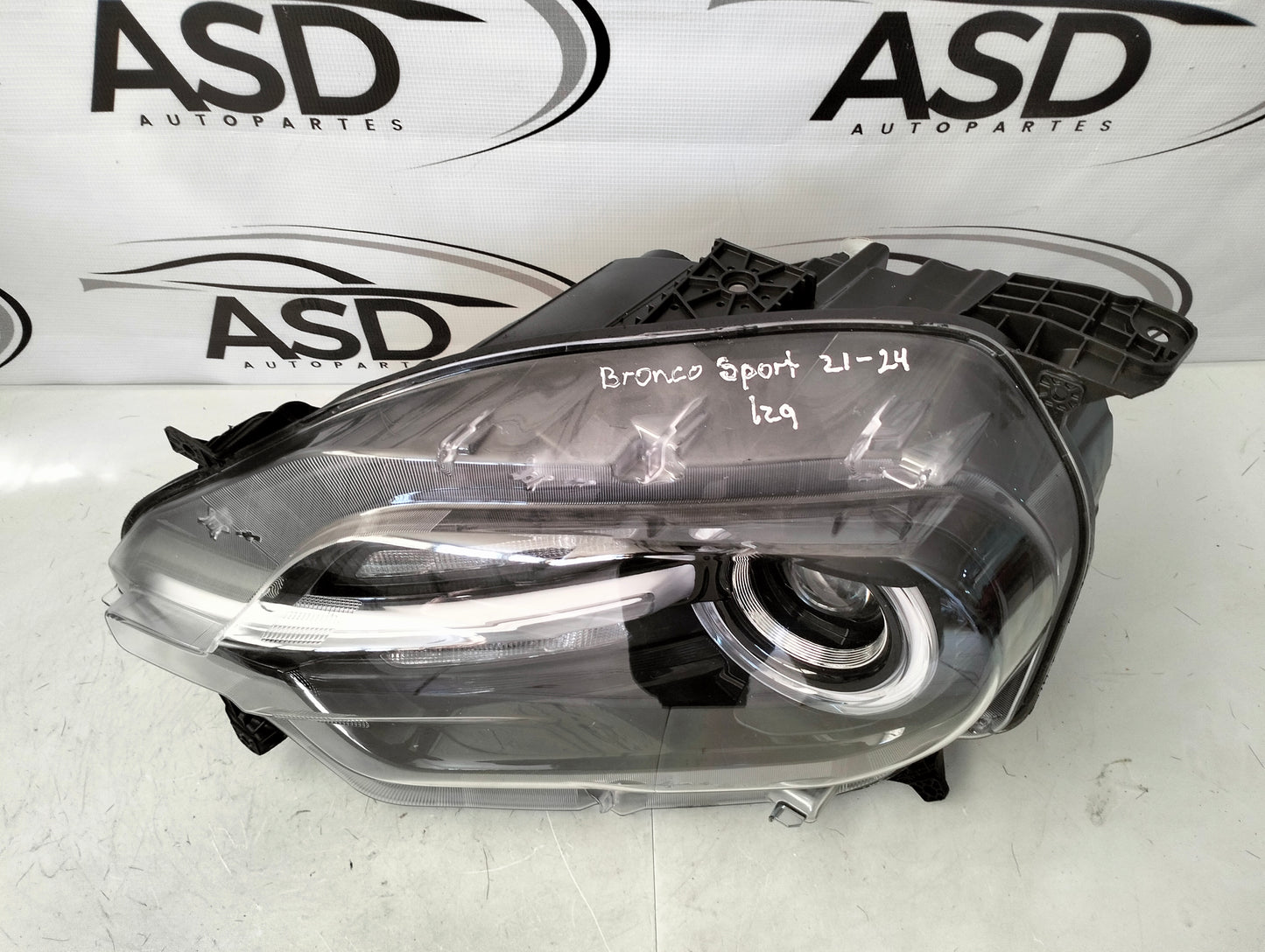 Faro Izquierdo Ford Bronco Sport 2021-2025 Original