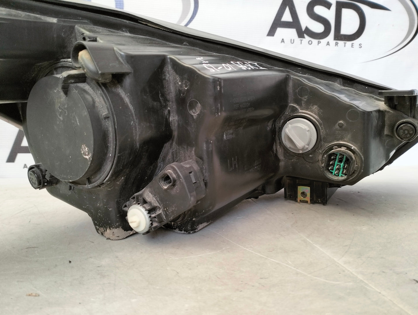 Faro Izquierdo Hyundai IX35 2010-2015